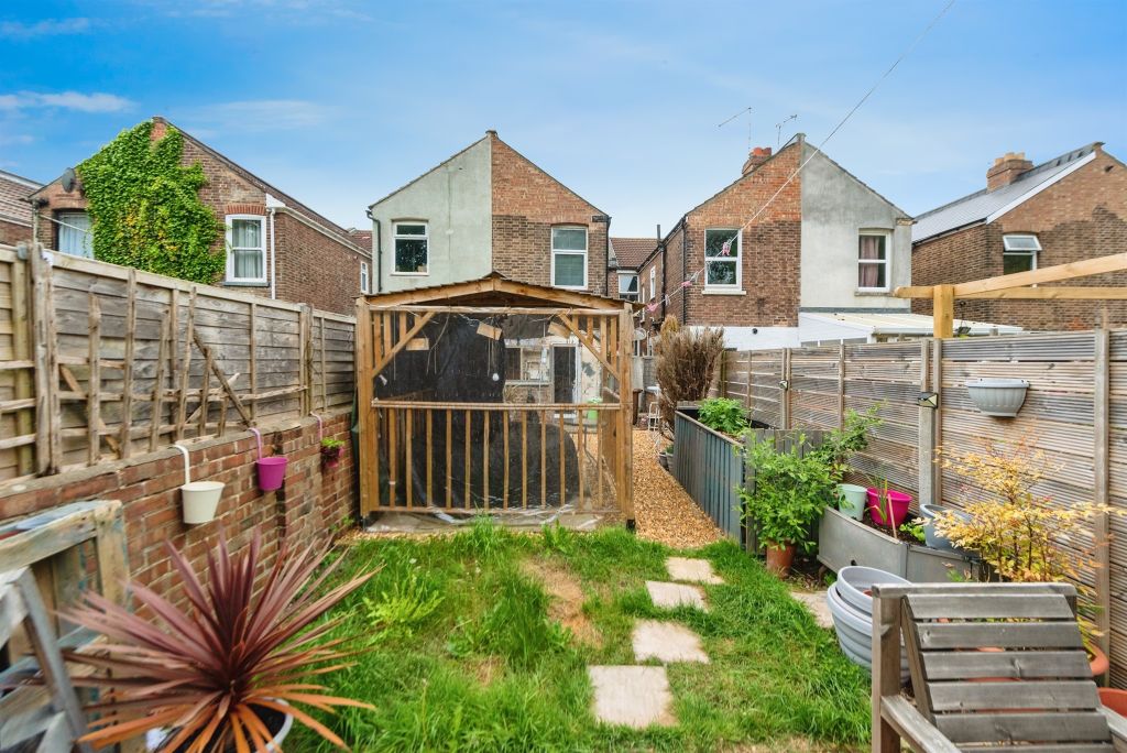 Property photo 2 of 12