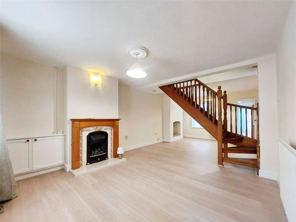 Property photo 3 of 18 Picture No. 21