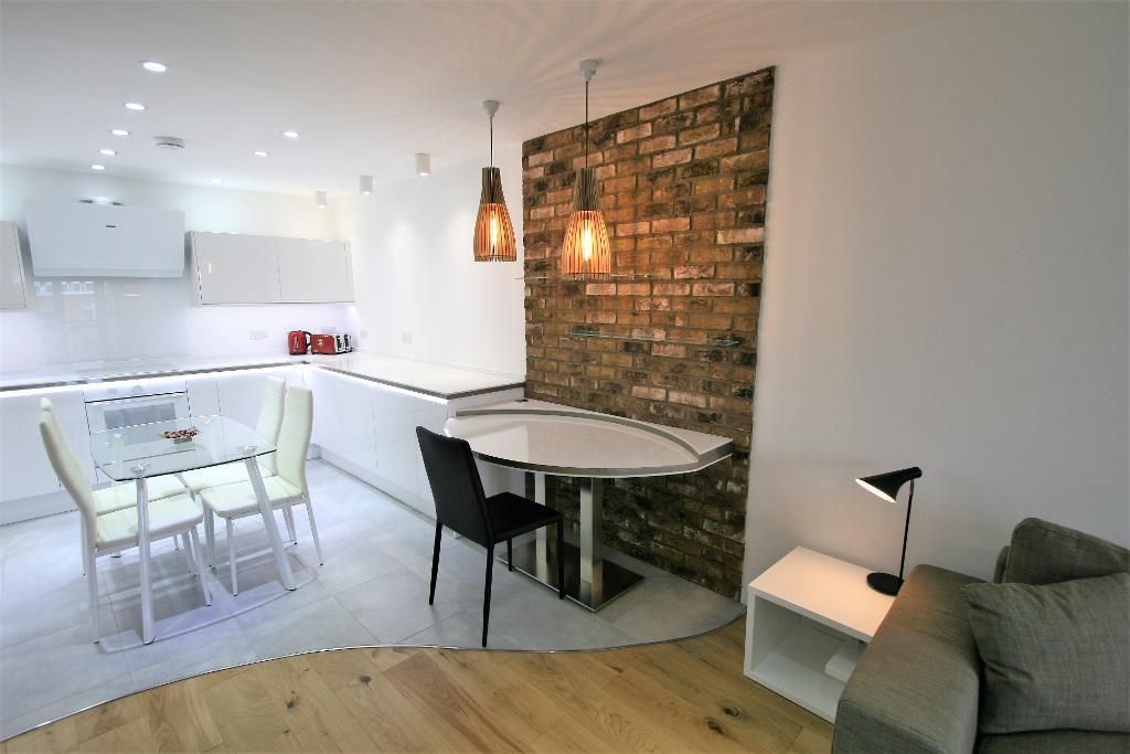 Property photo 3 of 11 Photo 3