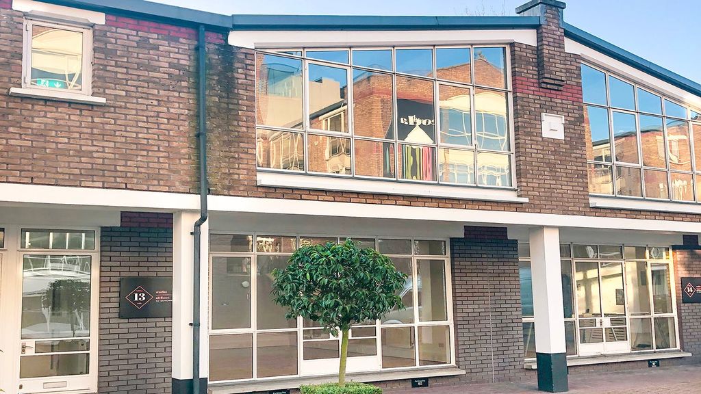 Property photo 2 of 7 Coda Studios Fulham  W6 Office To Let Ex Mews.Jpg