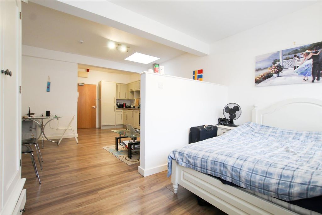 Property photo 2 of 6 Img_6530.Jpg