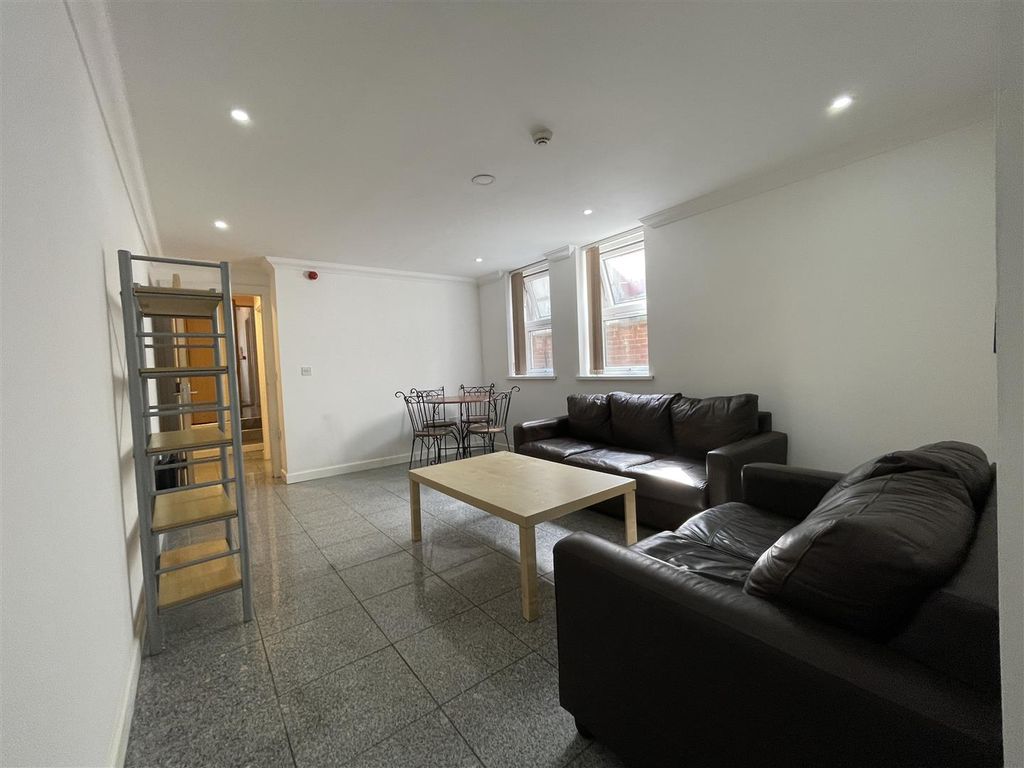 Property photo 2 of 6 Img_5872.Jpg