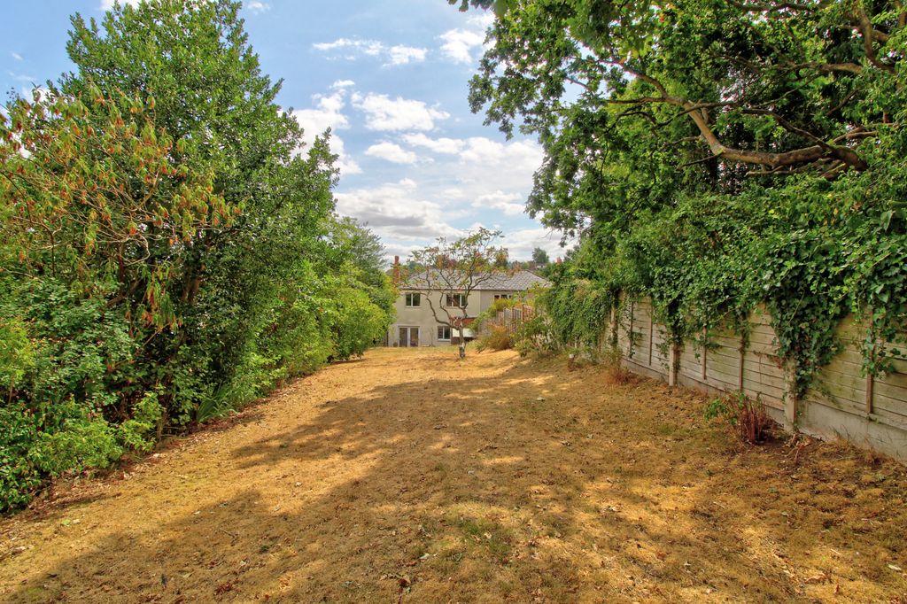 Property photo 1 of 23 Garden
