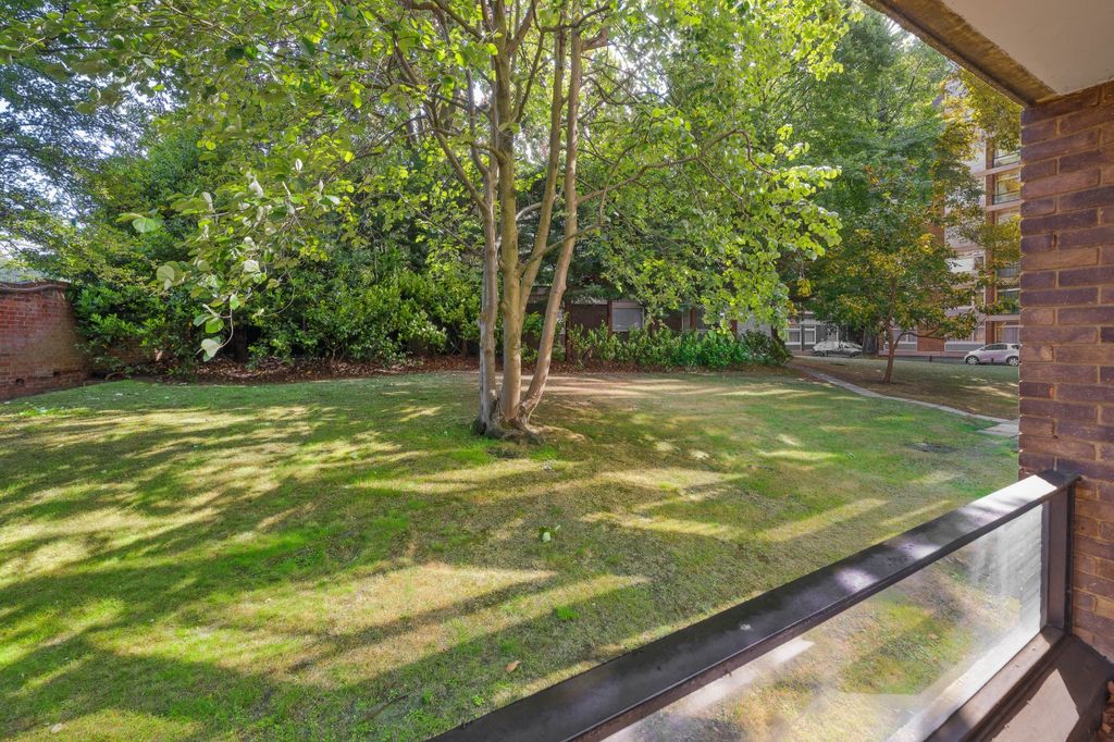 Property photo 3 of 10 Picture No. 02