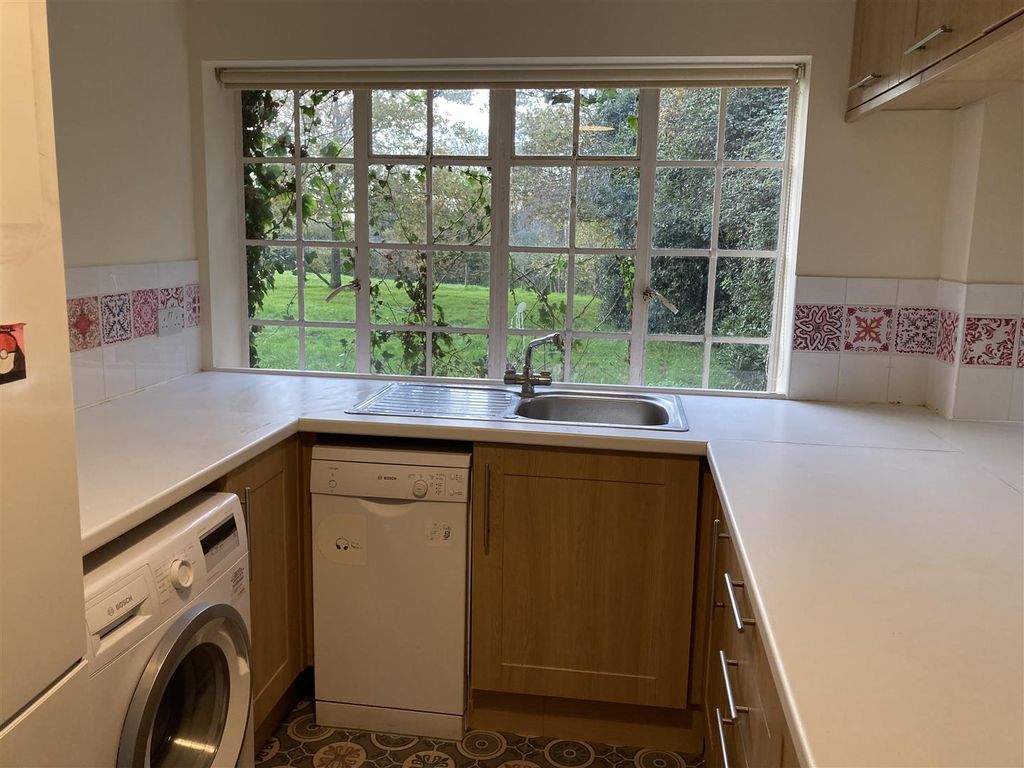 Property photo 3 of 9 Img_5590.Jpg