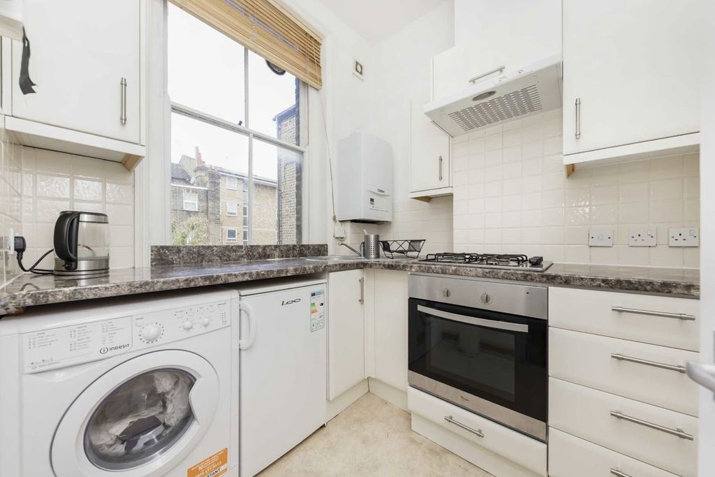 Property photo 2 of 4