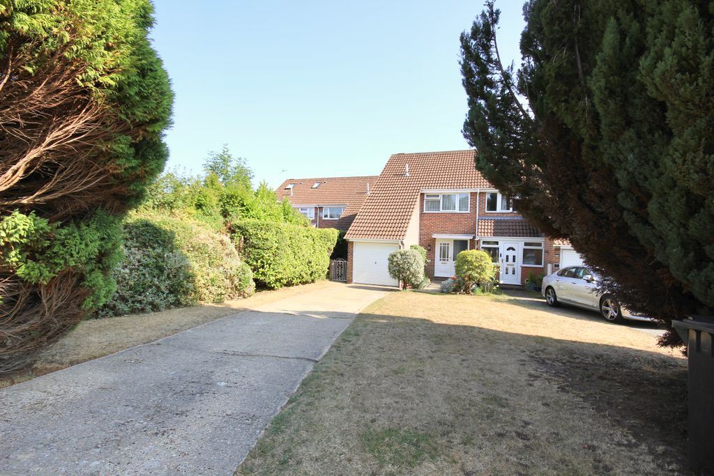 Property photo 1 of 25