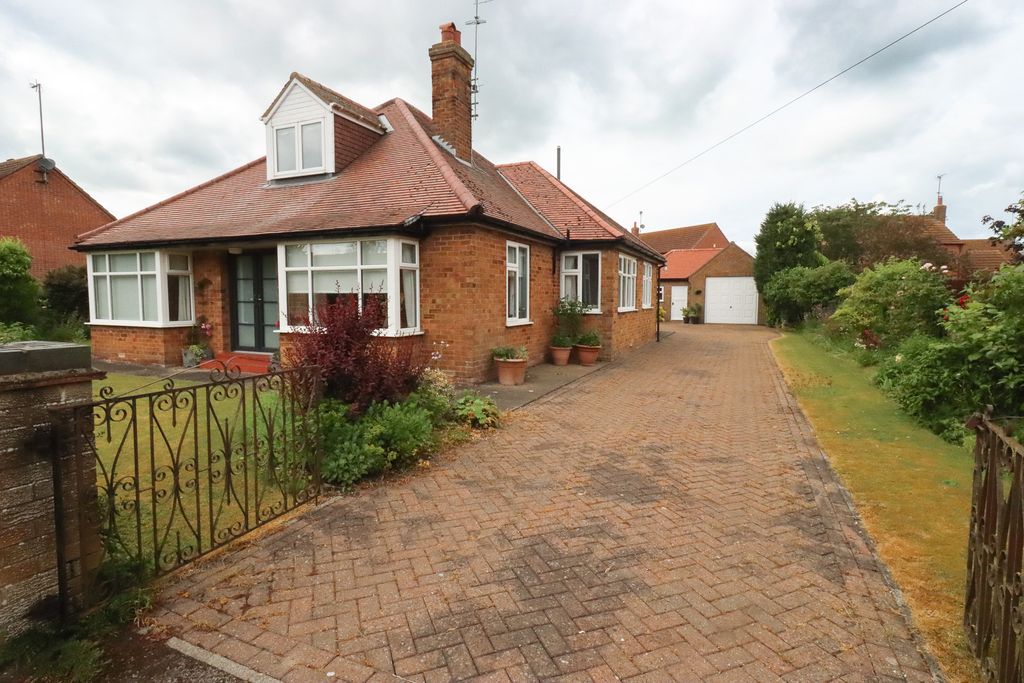 Property photo 1 of 30
