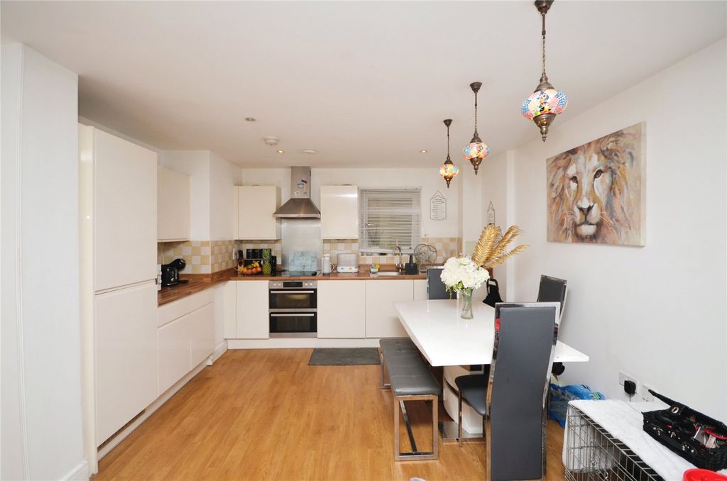 Property photo 3 of 11 Picture No. 07