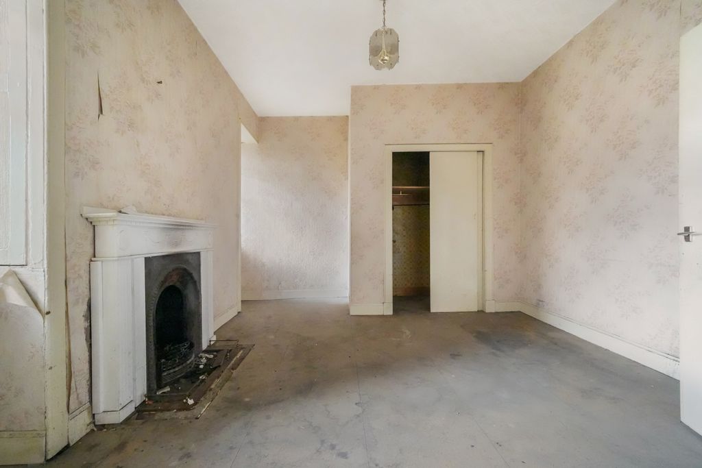 Property photo 3 of 12 Property Image 3