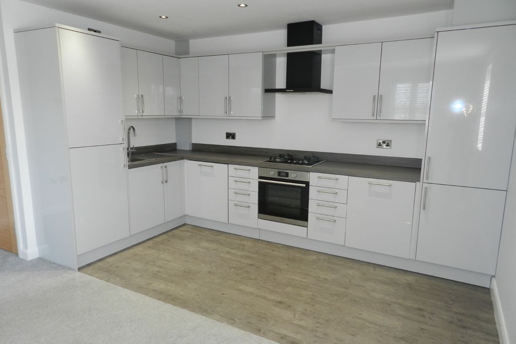 Property photo 2 of 12 1421242
