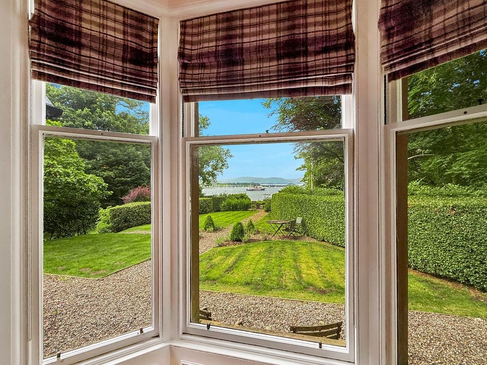 Property photo 2 of 47