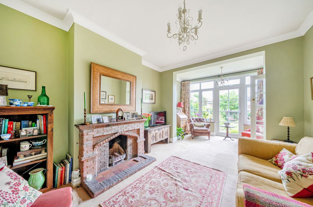 Property photo 2 of 25 1454358-22-69Fdbd...