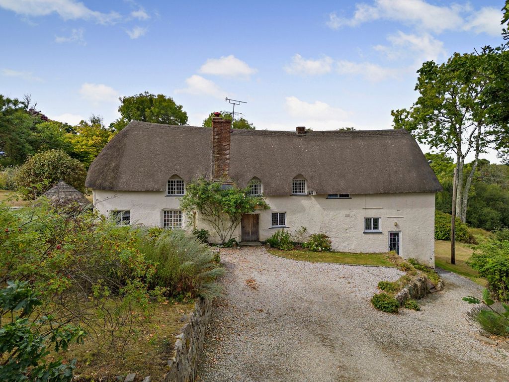 Property photo 2 of 25 Higher Cotley