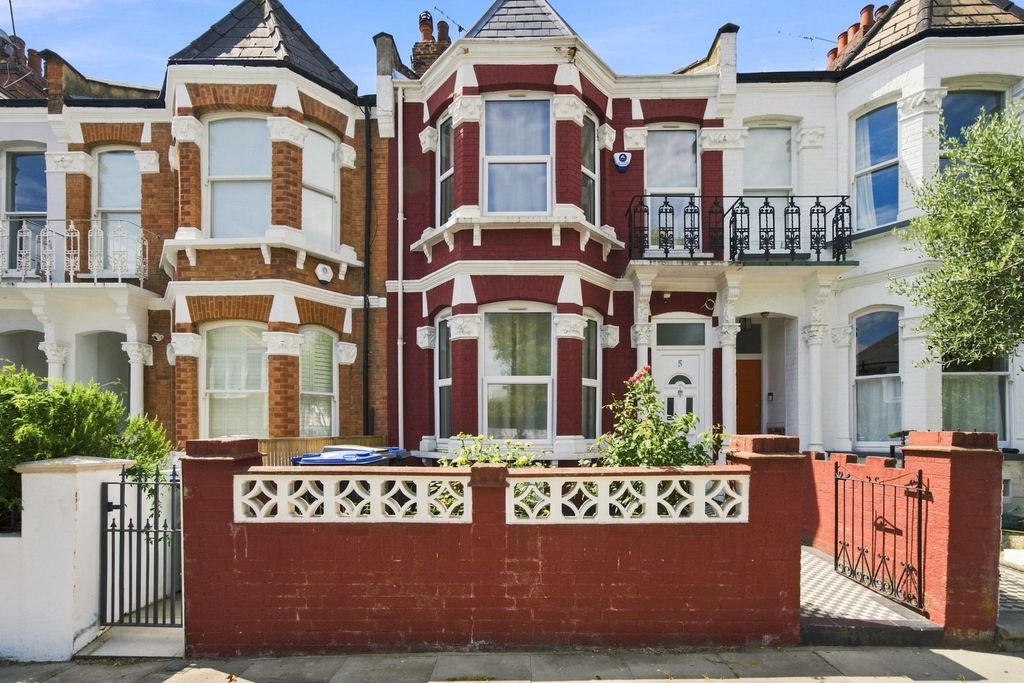 Property photo 1 of 14
