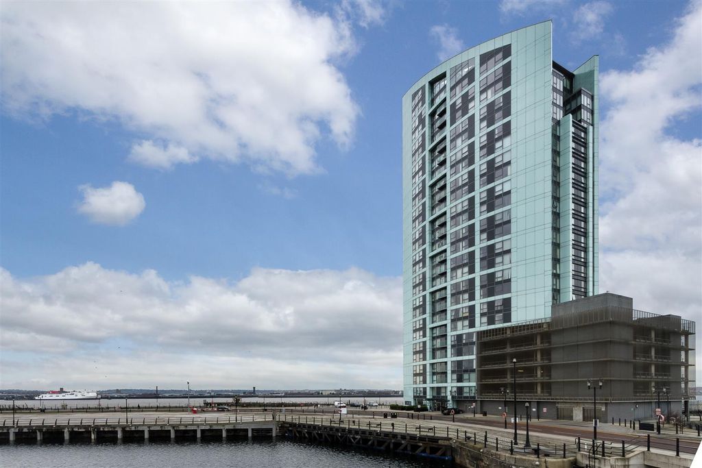 Property photo 1 of 7 Alexandra_Tower_6.Jpg