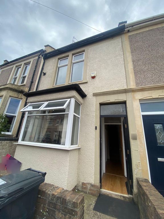 Property photo 1 of 13 Photo 0