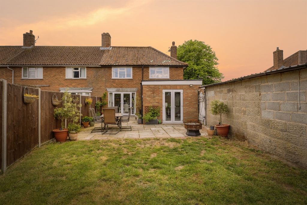 Property photo 3 of 22