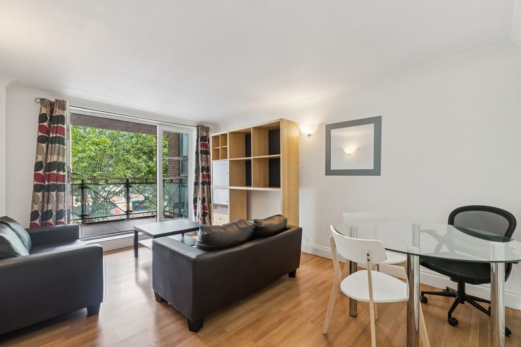 Property photo 1 of 10 5 (34)