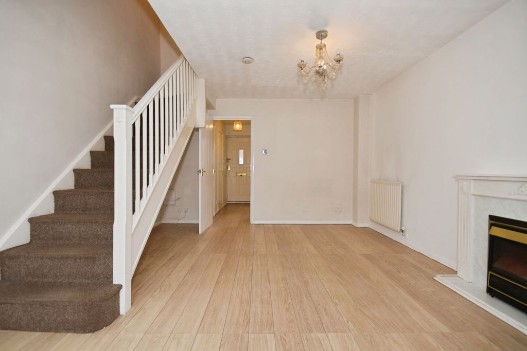 Property photo 3 of 15 Pbox-Img.Jpg
