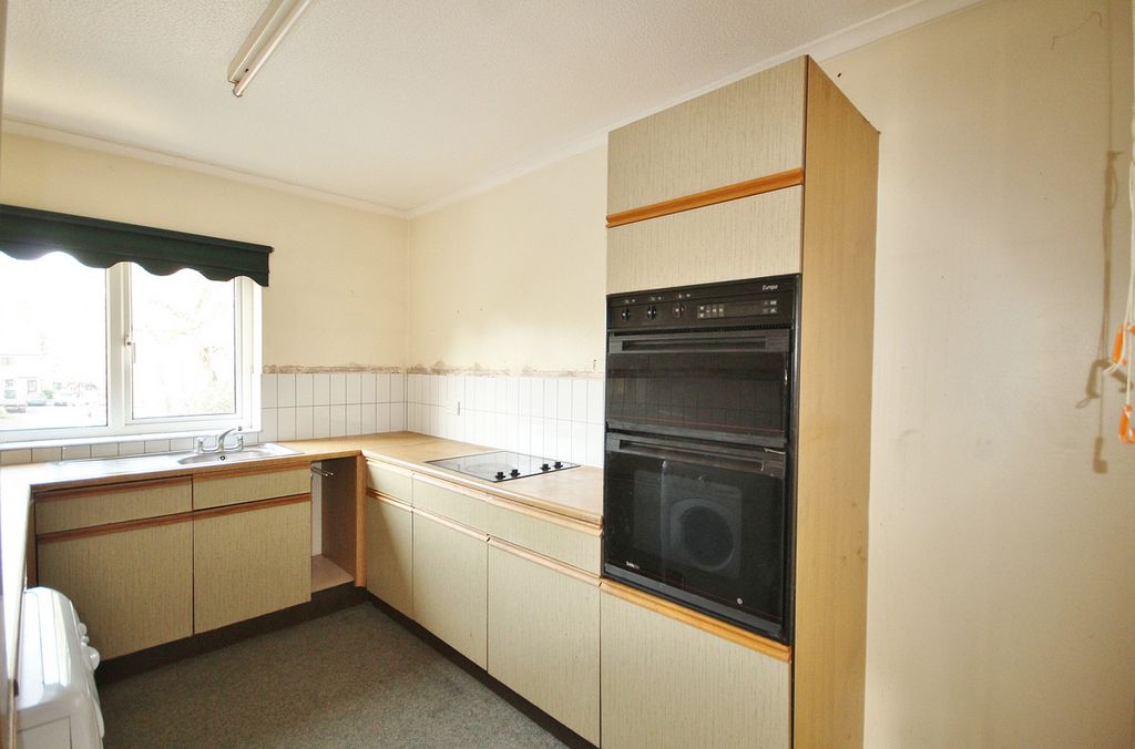 Property photo 3 of 13