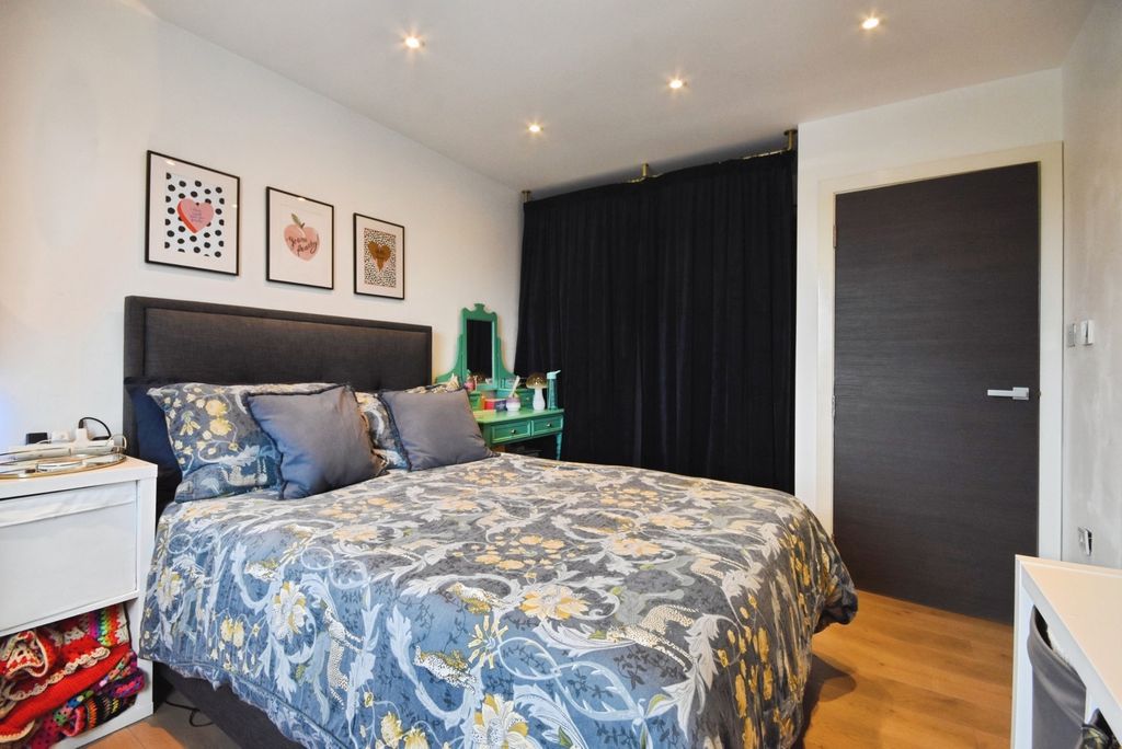 Property photo 2 of 13 Pbox-Img.Jpg