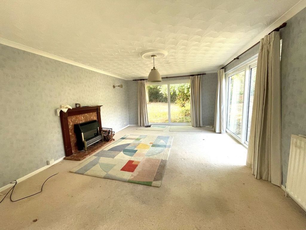 Property photo 3 of 26