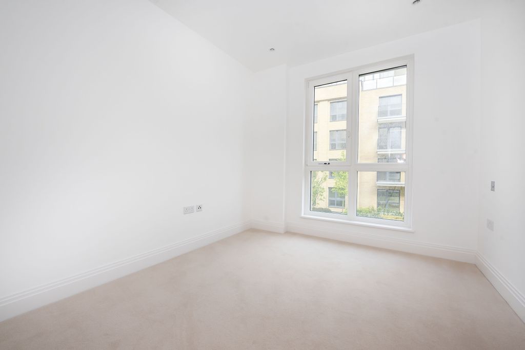 Property photo 3 of 8 25-Camera-House-T...