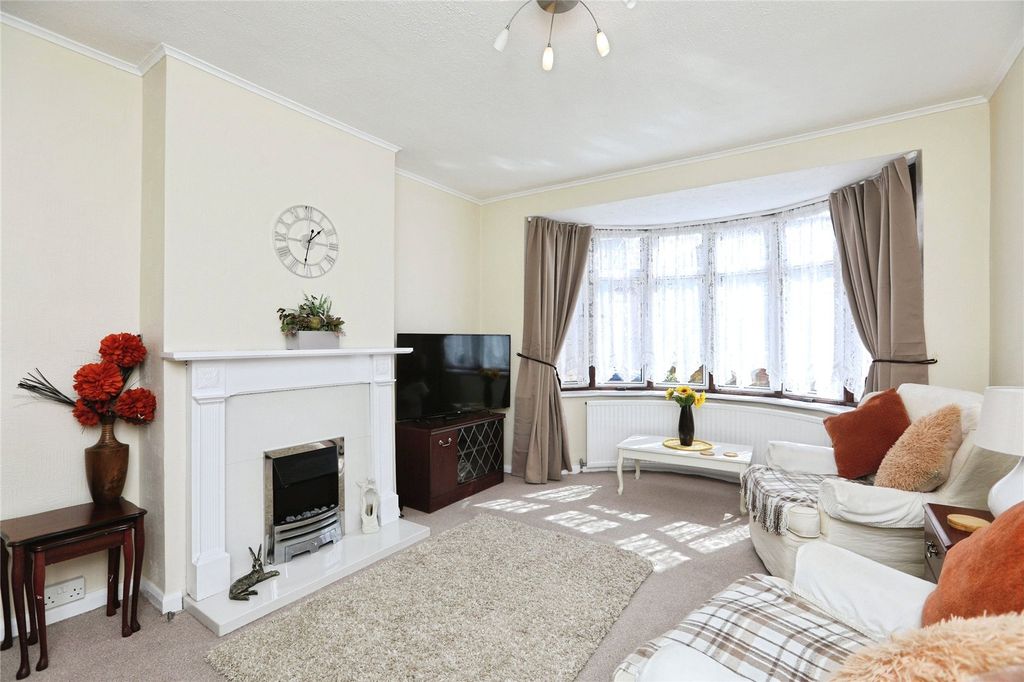 Property photo 2 of 19 Picture No. 28