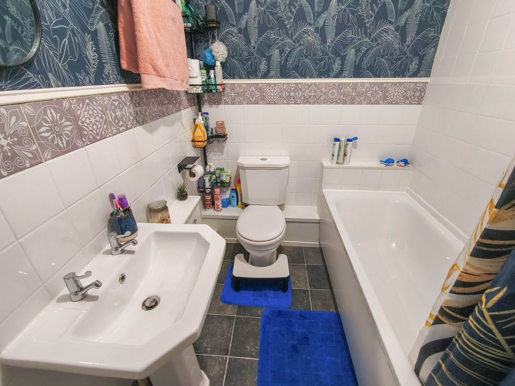 Additional image 7 of 2 bed flat for saleHazelmoor, Hebburn NE31