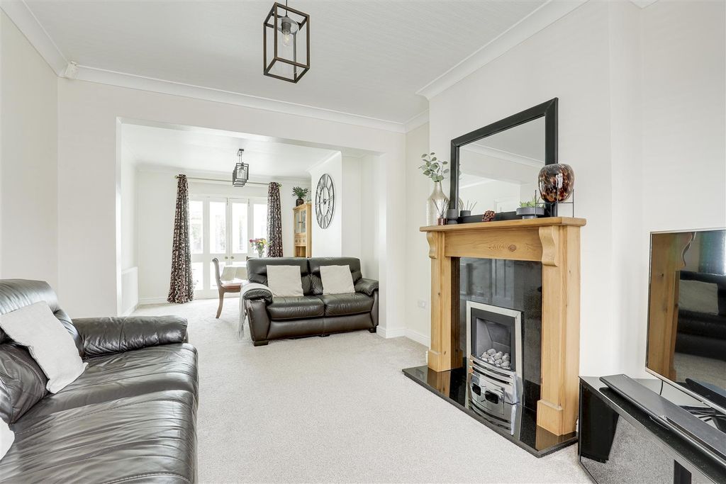 Property photo 3 of 20 22.Jpg