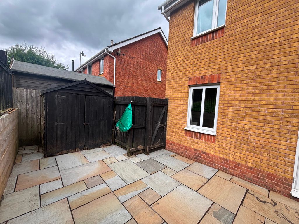 Property photo 3 of 26