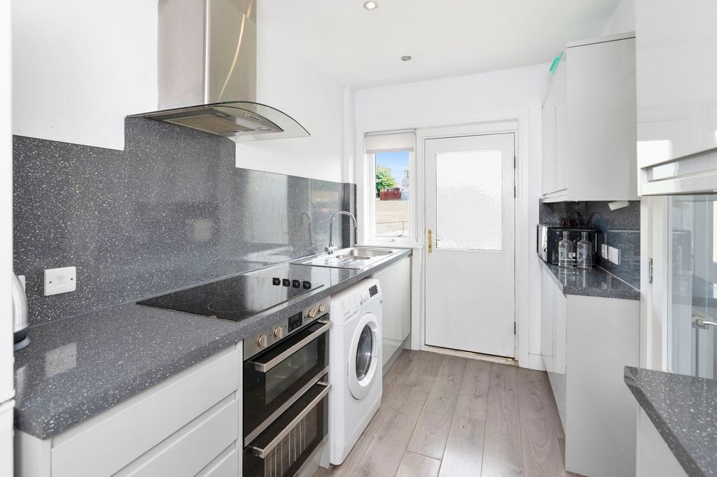 Additional image 4 of 2 bed end terrace house for sale43 Wemyss Gardens, Wallyford, Musselburgh EH21
