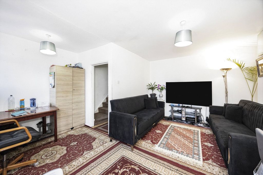 Property photo 2 of 12 Picture No. 02
