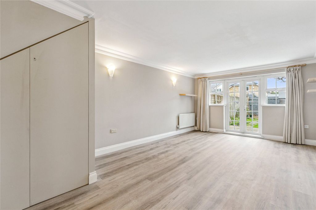 Property photo 2 of 16 Picture No. 09