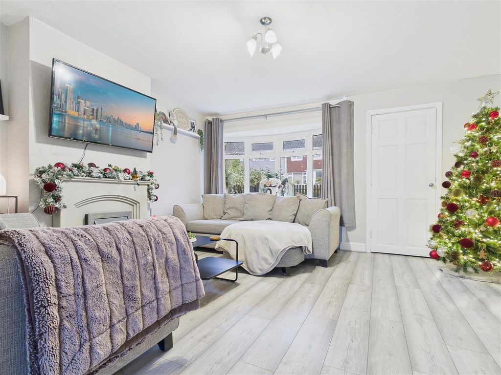 Property photo 2 of 14 Cam01407G0-Pr0048-Still001.Jpg