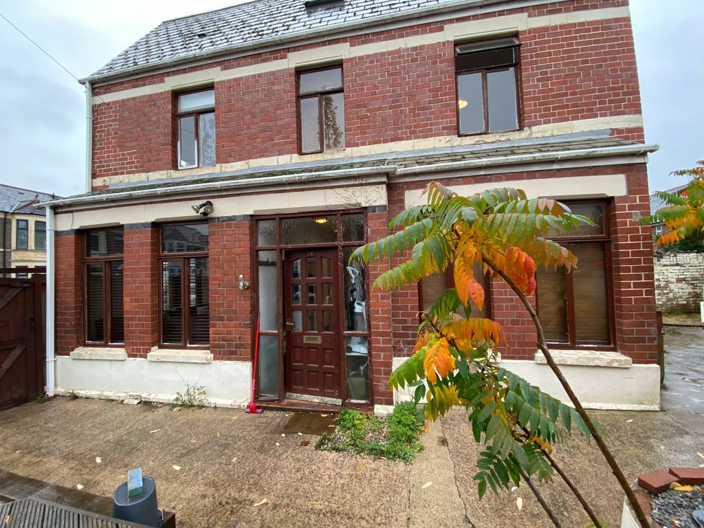 Property photo 1 of 14