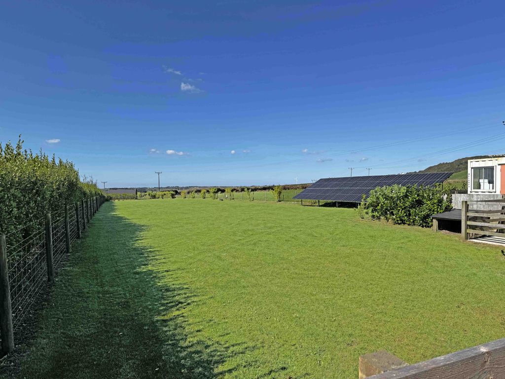 Property photo 3 of 25 Photo 3