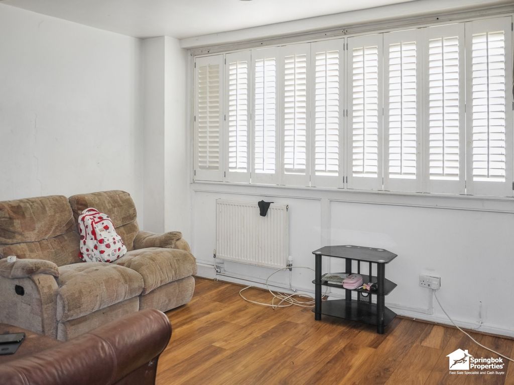 Property photo 2 of 16 Image 1