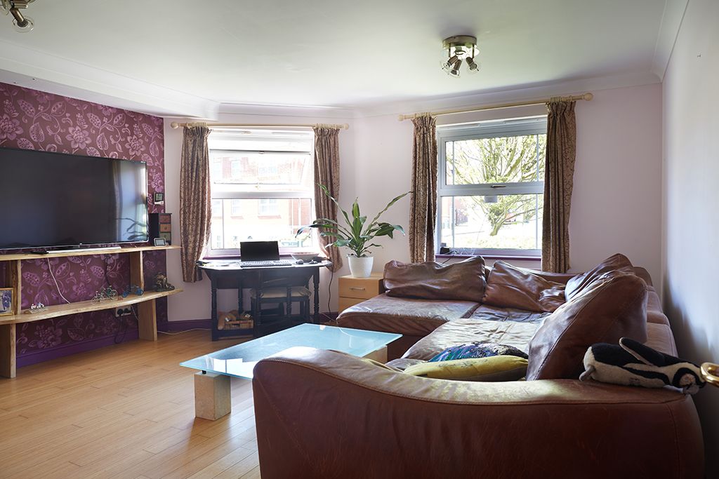 Property photo 3 of 9