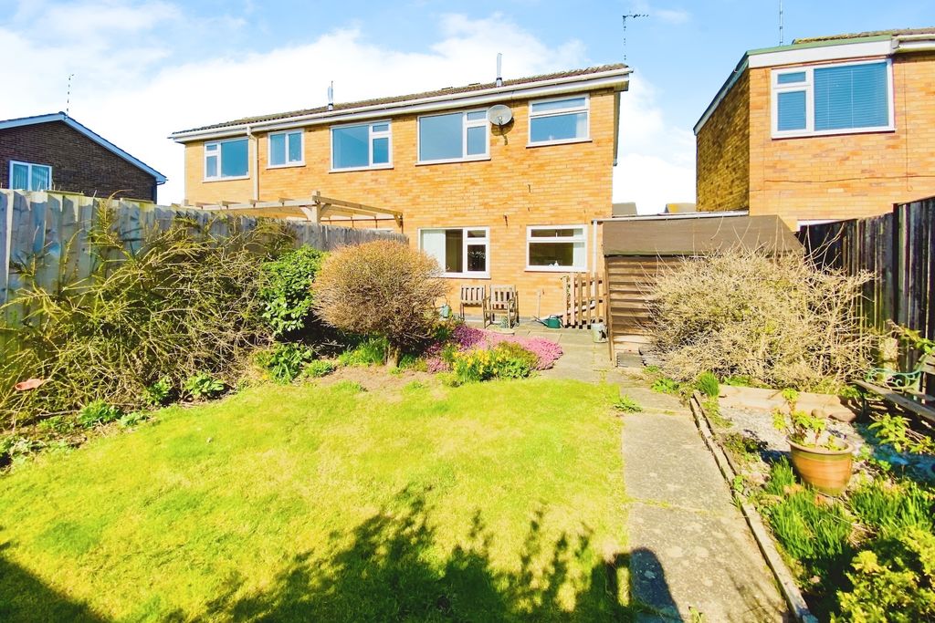 Property photo 2 of 19