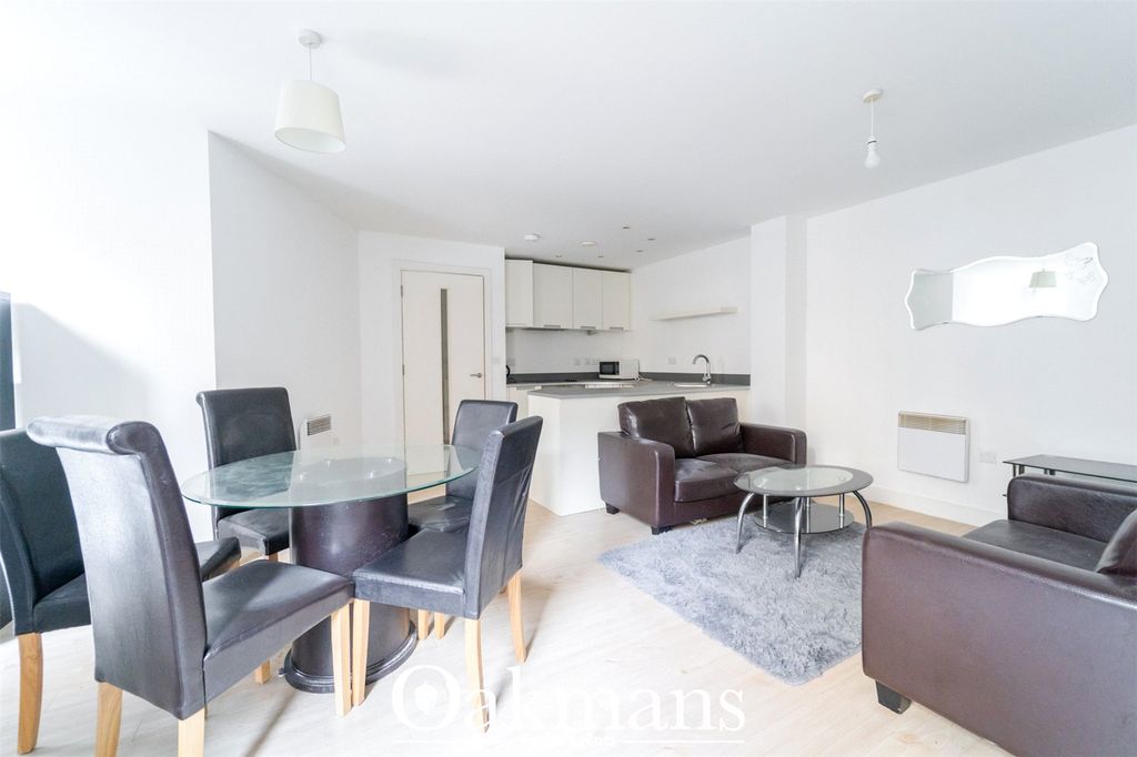 Property photo 2 of 13 Picture No. 09