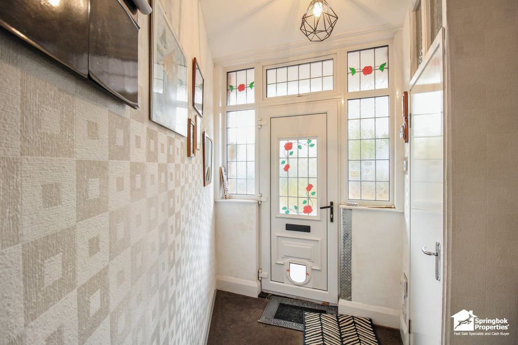 Property photo 2 of 17 Image 1