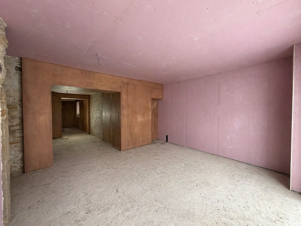 Property photo 2 of 8 Photo 9
