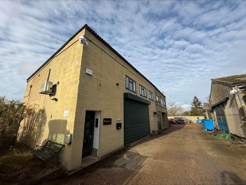 Property photo 1 of 13