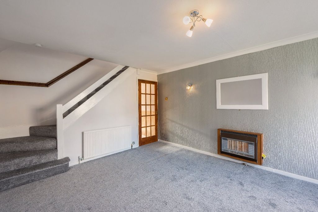 Property photo 3 of 9 Picture 3