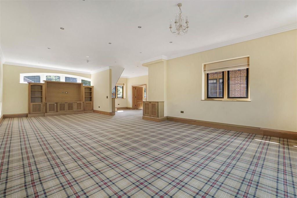 Property photo 2 of 50 68_60823.Jpg