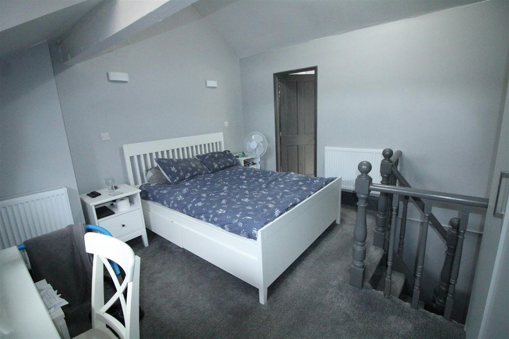 Property photo 3 of 14 Img_9879.Jpg