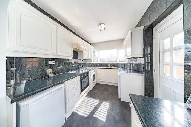 Property photo 2 of 10 22222222.Jpg