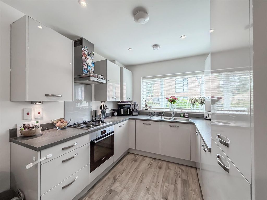 Property photo 2 of 14 02Cqbkeb20Ixpn2Xvl0U9G.Jpg